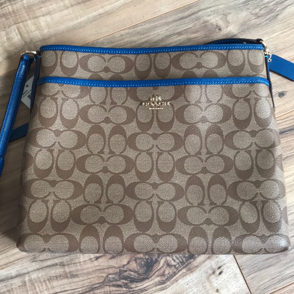 Coach beigh and blue crossbody
